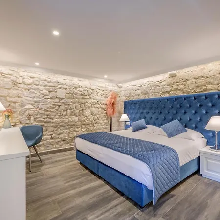 Casa de hóspedes M Luxury