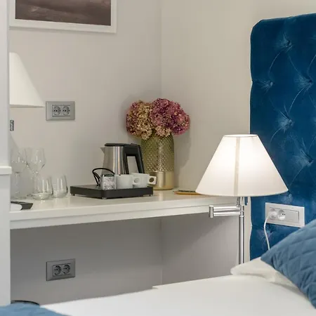 M Luxury Guest house